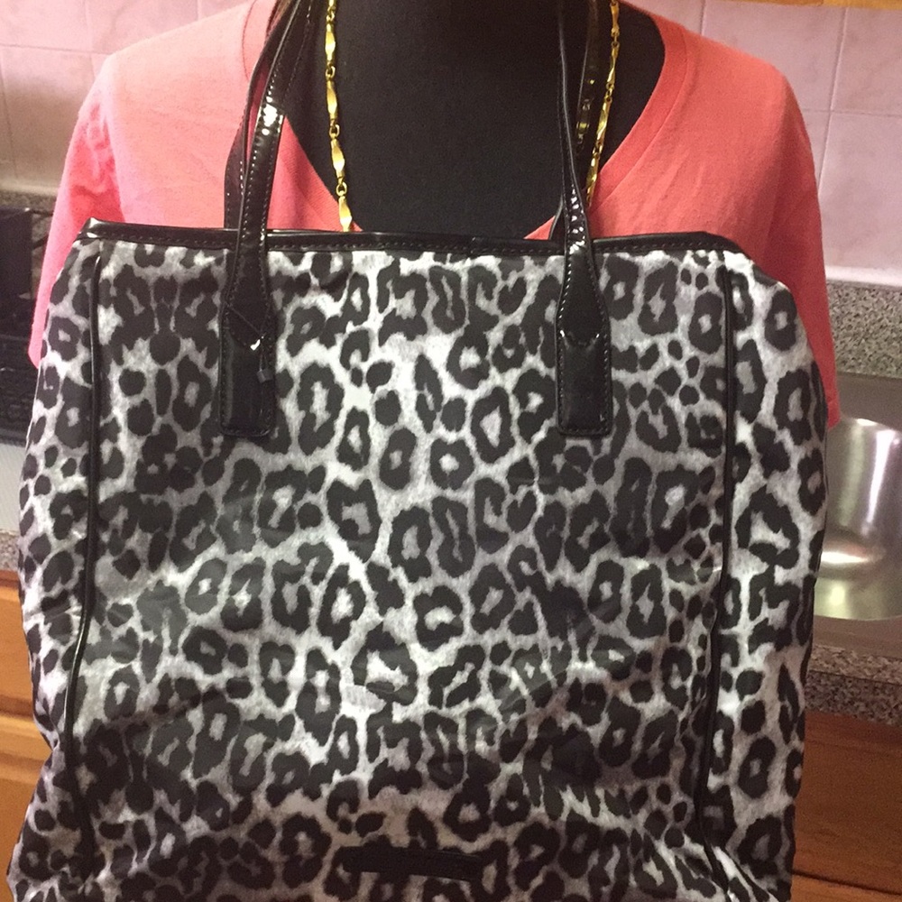 Banana Republic shoulder bag excellent condition